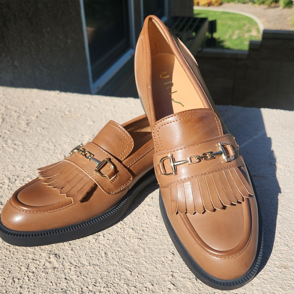 Womens Brown Loafers with Fringe Detail NWT